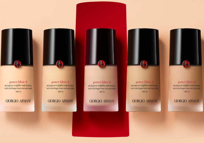 GIORGIO ARMANI POWER FABRIC SPF 20  -03 MATTE FOUNDATION
