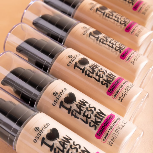 essence I LOVE FLAWLESS SKIN foundation